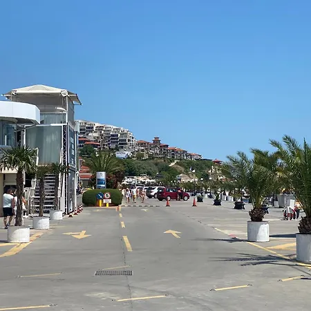 アパート Horizon 3 'в' *